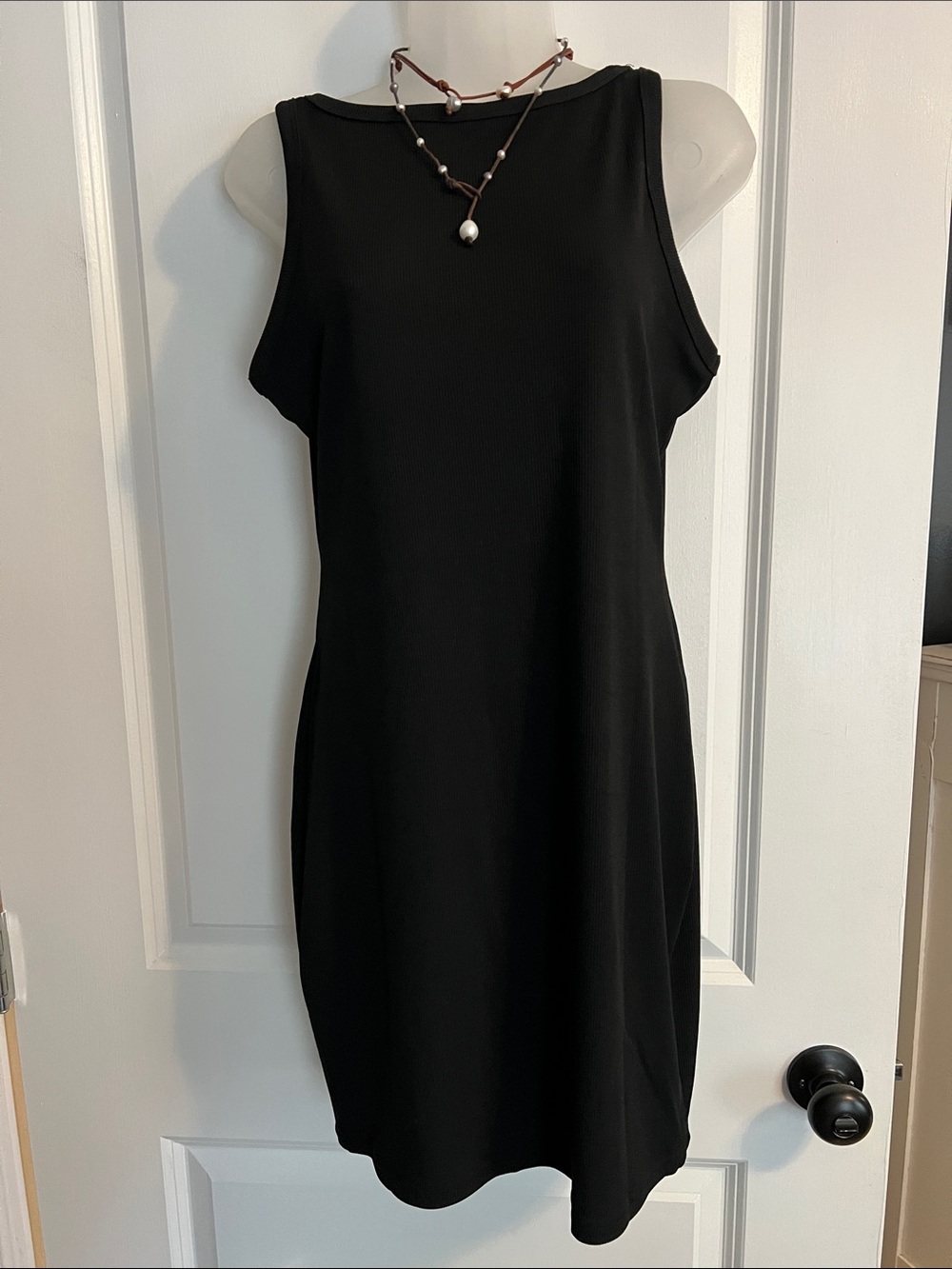 Sleek Black Sleeveless Shift Dress- Womens Size L